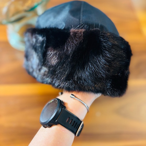 Vintage Real Fur Winter Hat – Made in Quebec – Black Mink Style Trapper Hat - Picture 8 of 8